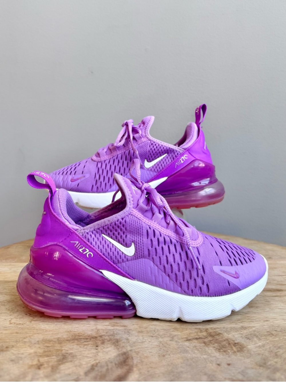 Nike Air Max 270 GS Shoes Rush Fuchsia White 943345 501 Size 4.5Y/6W - Picture 2 of 9